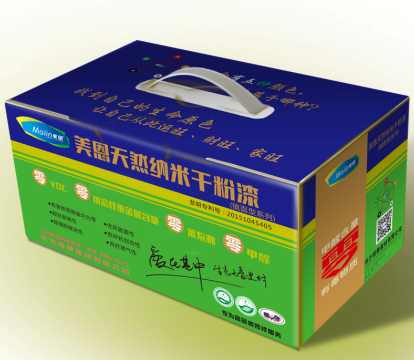 膩?zhàn)臃?/></p><p>　　一、出現(xiàn)色差</p><p>　　產(chǎn)生原因：</p><p>　　1、膩?zhàn)臃郾旧韺儆诎氤善?，原材料不穩(wěn)定是導(dǎo)致色差的主要原因之一，由于礦區(qū)開采出來(lái)的礦粉會(huì)因區(qū)域不同而品質(zhì)不同，如未注意調(diào)配，就會(huì)出現(xiàn)各個(gè)批次不同而色差。</p><p>　　2、由于供應(yīng)商使用“濫竽充數(shù)”的方法將低等級(jí)原料混雜發(fā)貨，因?yàn)椴少?gòu)的數(shù)量較大，無(wú)法逐一抽檢到位，導(dǎo)致有個(gè)別“漏網(wǎng)之魚”參雜在生產(chǎn)里面導(dǎo)致個(gè)別性的色差。</p><p>　　3、由于生產(chǎn)人員失誤將不同等級(jí)的原料參雜在一起生產(chǎn)引起的色差或?qū)⒉煌放频漠a(chǎn)品批刮在同一面墻上而引起的色差。</p><p>　　處理方法：</p><p>　　1、色差一般不是配方問(wèn)題，所以不存在質(zhì)量問(wèn)題，如要上漆的墻面一般是可以用漆膜遮蓋過(guò)去，不會(huì)影響整體裝飾效果，如一般批刮二~三道不上漆的墻面出現(xiàn)色差，建議其再批刮一道無(wú)色差的膩?zhàn)臃刍蛏掀帷?/p><p>　　2、所有參與生產(chǎn)及施工的人員應(yīng)嚴(yán)格按照有關(guān)標(biāo)準(zhǔn)進(jìn)行生產(chǎn)和施工，避免產(chǎn)生人為的質(zhì)量問(wèn)題。</p><p>　　注：在施工過(guò)程中如遇到色差應(yīng)及時(shí)反饋給供應(yīng)商，如遇第一道施工時(shí)有出現(xiàn)色差時(shí)應(yīng)及時(shí)調(diào)整，將同一批次的產(chǎn)品批刮至最后一道。</p><p>　　二、表面脫粉</p><p>　　產(chǎn)生原因：</p><p>　　1、施工原因：由于油漆師傅在最后一道收光施工時(shí)多次用刮刀干刮墻面而引起的表面細(xì)微的起皮現(xiàn)象，等干燥后就會(huì)形成脫粉癥狀。</p><p>　　2、人為原因：由于最后一道施工膩?zhàn)游锤蓵r(shí)，遇到外來(lái)粉塵附著到墻面上（切割作業(yè)，大風(fēng)，清理地板等）導(dǎo)致的墻面假象脫粉。</p><p>　　3、生產(chǎn)原因：由于生產(chǎn)人員粗心將原料配方比例放錯(cuò)，或因機(jī)臺(tái)設(shè)備故障，導(dǎo)致的配方不穩(wěn)定而引起的脫粉。</p><p>　　處理方法：</p><p>　　1、施工師傅在做最后一道不上漆收光施工時(shí)應(yīng)注意膩?zhàn)拥谋砻鏉穸?，太干時(shí)會(huì)引起起皮脫粉，在收光時(shí)將刀痕修平即可，不宜多次干刮。</p><p>　　2、如出現(xiàn)粉塵附著在墻面上造成的假象脫粉的應(yīng)待裝修完畢后用雞毛彈清除粉塵，或用清水與干凈的布條擦拭干凈即可。</p><p>　　3、如出現(xiàn)快干脫粉的，應(yīng)等公司技術(shù)人員到現(xiàn)場(chǎng)鑒定是否是由于產(chǎn)品配方引起的原因。</p><p>　　注：如果是產(chǎn)品配方問(wèn)題出現(xiàn)的癥狀應(yīng)是，批刮時(shí)不好批刮，快干，干透以后膩?zhàn)訉颖容^松，易脫粉，易龜裂等現(xiàn)象。</p><p>　　三、發(fā)霉</p><p>　　產(chǎn)生原因：</p><p>　　墻層幕墻時(shí)，所用的原材料為海沙和水泥的混合沙漿，其酸堿性相對(duì)較高，這樣一來(lái)在相對(duì)容易潮濕的踢腳線或墻面漏水的地方產(chǎn)生酸堿反應(yīng)，引起墻體長(zhǎng)毛，發(fā)霉，空殼，脫落等現(xiàn)象。</p><p>　　處理方法：</p><p>　　將發(fā)霉，空殼的墻面鏟除干凈再用清水將墻面清洗干凈，如有漏水或潮濕的墻面應(yīng)及時(shí)杜絕水源，待墻面干透后方可重新批刮抗堿膩?zhàn)臃邸?/p><p>　　注：一般出現(xiàn)墻體發(fā)霉，基本在春季溫度較高的天氣。（俗稱水南天）</p><p>　　四、快干</p><p>　　產(chǎn)生原因：</p><p>　　1、由于夏季天氣較為炎熱，溫度高，水份蒸發(fā)較快，批刮膩?zhàn)臃圩鳂I(yè)時(shí)水份揮發(fā)較快，通常出現(xiàn)在施工第二道以上。</p><p>　　2、生產(chǎn)原因：由于生產(chǎn)人員粗心將原料配方比例放錯(cuò)，或因機(jī)臺(tái)設(shè)備異常導(dǎo)致的配方不穩(wěn)定，而引起的快干現(xiàn)象。</p><p>　　處理方法：</p><p>　　1、施工時(shí)溫度應(yīng)不高于35℃的天氣，批刮二道以上的膩?zhàn)臃鄄灰斯蔚奶』蛄蠑嚨奶　?/p><p>　　2、如出現(xiàn)快干現(xiàn)象應(yīng)等技術(shù)人員到現(xiàn)場(chǎng)鑒定是否由于產(chǎn)品配方引起。</p><p>　　注：如出現(xiàn)快干現(xiàn)象，建議在施工時(shí)應(yīng)在前一遍施工完2小時(shí)左右，表干時(shí)即進(jìn)行下一道施工，可減輕快干。</p><p>　　五、針孔</p><p>　　產(chǎn)生原因：</p><p>　　1、批刮第一道時(shí)出現(xiàn)針孔屬于正?，F(xiàn)象。因?yàn)榈谝坏涝谂螘r(shí)膩?zhàn)臃蹖虞^厚，且不宜收平，收太平以后將會(huì)影響第二道的附著力。二，三道出現(xiàn)針孔的一般會(huì)是一些墻面較為凹凸不平的地方，由于凹凸不平的地方吃料比較多，比較慢干，刮刀較難將凹的地方膩?zhàn)臃蹖訅簩?shí)，因而會(huì)產(chǎn)生一些針孔現(xiàn)象。</p><p>　　2、由于施工時(shí)光線不足會(huì)導(dǎo)致施工人員在施工時(shí)對(duì)墻面上一些較為小的針孔忽略，未及時(shí)收平而導(dǎo)致的一些針孔現(xiàn)象。</p><p>　　處理方法：</p><p>　　1、對(duì)于凹凸不平的墻面應(yīng)該在第一道施工時(shí)應(yīng)盡量補(bǔ)平（因?yàn)榈谝坏喇a(chǎn)生細(xì)微的針孔不會(huì)影響第二道的正常施工）這樣有利于批刮第二，三道膩?zhàn)臃蹖訒r(shí)收平，減少針孔的產(chǎn)生。</p><p>　　2、在施工時(shí)應(yīng)注意光線，如遇天氣不好時(shí)光線不足或傍晚時(shí)光線由亮轉(zhuǎn)暗時(shí)，應(yīng)在有照明設(shè)備的幫肋下進(jìn)行施工，避免因施工失誤而造成人為的針孔問(wèn)題。</p><p>　　注：膩?zhàn)臃壅扯容^高或比較慢干也會(huì)產(chǎn)生一些針孔現(xiàn)象，應(yīng)注意產(chǎn)品配方的合理性。</p><p>　　六、脫層</p><p>　　產(chǎn)生原因：</p><p>　　1、由于使用的耐水膩?zhàn)臃蹖儆诼尚?，?dāng)前一道產(chǎn)品批刮在墻上時(shí)會(huì)隨著時(shí)間的延長(zhǎng)或受天氣潮濕、遇水均會(huì)增加其硬度，施工時(shí)前一道與最后一道批刮施工的時(shí)間間隔較久，當(dāng)最后一道施工完以后即開始打磨，外層較松，較易打磨，當(dāng)有些地方磨穿到前一道時(shí)，由于前一道放置的時(shí)間較久，較硬，不易打磨，所以磨出來(lái)墻面兩種不同的效果，就會(huì)形成類似分層的現(xiàn)象。</p><p>　　2、在批刮最后一道時(shí)壓的太實(shí)、收的太光滑、時(shí)間間隔較久而受天氣潮濕、遇水等影響就會(huì)形成外層表膜與表層的硬度不同，當(dāng)打磨時(shí)，由于表膜與表層的硬度不同，里層較松，容易被磨深，而表膜硬度較高，不易打磨，就會(huì)形成分層現(xiàn)象。</p><p>　　處理方法：</p><p>　　1、前一道施工完以后，因其它原因無(wú)法一次施工完整而導(dǎo)致的時(shí)間間隔較久，或因遇天氣潮濕、雨季、遇水等原因；建議其在接下來(lái)施工時(shí)應(yīng)批刮兩道膩?zhàn)臃郏@樣即可避免在打磨時(shí)會(huì)磨破底而產(chǎn)生的脫層現(xiàn)象。</p><p>　　2、批刮起最后一道時(shí)應(yīng)注意不要壓的太實(shí)，需打磨的墻面不能收光，將表面的針孔、刀痕收平即可，若遇潮濕天氣（俗稱水南天）、雨季應(yīng)暫停作業(yè)，等天氣好轉(zhuǎn)時(shí)方可作業(yè)。如已批刮完最后一道時(shí)遇到潮濕天氣、下雨的應(yīng)隔天隨即打磨，避免因墻面表膜吸水回硬而產(chǎn)生的打磨脫層現(xiàn)象。</p><p>　　注：</p><p>　　1、壓實(shí)、拋光后的墻面不宜打磨；</p><p>　　2、雨季或潮濕天氣應(yīng)停止作業(yè)，特別是山區(qū)的地方天氣情況多變，應(yīng)特別注意。</p><p>　　3、耐水膩?zhàn)臃凼┕ず笤谡５那闆r下應(yīng)在一星期以內(nèi)打磨較佳。</p><p>　　七、打磨難</p><p>　　產(chǎn)生原因：</p><p>　　1、施工時(shí)壓的太實(shí)或拋光的墻面較難打磨，因?yàn)槭┕r(shí)壓的太實(shí)或拋光會(huì)使膩?zhàn)臃蹖拥拿芏仍黾?，墻面較結(jié)實(shí)表面的硬度也會(huì)提高。</p><p>　　2、最后一道批刮完較久未打磨的或遇水的如：（潮濕天氣、雨季、墻面滲水等）墻面較難打磨，有的耐水膩?zhàn)臃蹖儆诼尚彤a(chǎn)品，產(chǎn)品特點(diǎn)是：一個(gè)月后硬度方能達(dá)到最佳，如遇水會(huì)加速其硬化效果，上述的兩種情況是使墻面硬度增加所以較難打磨，打磨完的墻面較為粗糙。</p><p>　　3、膩?zhàn)臃鄣呐浞椒N類不同，而混用在一起，或配方的比例調(diào)配失誤，使產(chǎn)品批刮完后的硬度較高（如：內(nèi)、外墻膩?zhàn)臃刍煊玫龋?/p><p>　　處理方法：</p><p>　　如遇壓的太實(shí)或拋光較硬的墻面需要打磨應(yīng)先用150#的砂紙粗磨一下再用400#的砂紙修紋或再批刮一至二道后再打磨。</p><p>　　八、皮膚過(guò)敏</p><p>　　產(chǎn)生原因：</p><p>　　產(chǎn)品含堿性較高，由于目前市面上銷售的耐水膩?zhàn)臃刍旧虾兴嗷瑝A性較高，（屬于耐水膩?zhàn)臃鄣耐ú。﹤€(gè)別施工人員初期接觸會(huì)有刺激皮膚現(xiàn)象，經(jīng)常接觸習(xí)慣后即不會(huì)（如有過(guò)水泥、灰鈣等作業(yè)的人群）。</p><p>　　處理方法：</p><p>　　1、為個(gè)別人員初期接觸有刺激皮膚現(xiàn)象的等大約接觸三至四次后即可適應(yīng)，如出現(xiàn)皮膚敏感的地方應(yīng)用菜仔油擦抹后再清洗或用皮炎平、蘆薈膠涂摸，另如皮膚較為敏感的人群在打磨作業(yè)前建議先涂摸一些菜仔油在暴露的皮膚上，防止皮膚過(guò)敏。</p><p>　　2、選購(gòu)低堿型膩?zhàn)臃郏航ㄗh墻面裝修須打磨上漆的，在選購(gòu)膩?zhàn)臃蹠r(shí)應(yīng)選擇低堿型膩?zhàn)臃?，可避免皮膚過(guò)敏。</p><p>　　注：</p><p>　　1、天氣炎熱時(shí)出汗較多，毛細(xì)孔張開較大應(yīng)注意防護(hù)。</p><p>　　2、如產(chǎn)品不慎入眼睛請(qǐng)勿用手揉，應(yīng)立即用清水沖洗。</p><p>　　3、打磨應(yīng)保持室內(nèi)通風(fēng)，需配帶口罩、帽子等防護(hù)用具。</p><p>　　九、龜裂、開裂、暗痕</p><p>　　產(chǎn)生原因：</p><p>　　1、由于建筑物受外來(lái)因素的影響出現(xiàn)墻體開裂現(xiàn)象，如溫度熱脹冷縮原理、地震、地基下沉等外來(lái)因素。</p><p>　　2、由于幕墻時(shí)混合沙漿的比例不正確出現(xiàn)粘度較高時(shí)等墻體干透以后就會(huì)出現(xiàn)墻體收縮現(xiàn)象導(dǎo)致開裂、龜裂現(xiàn)象。</p><p>　　3、膩?zhàn)臃坶_裂現(xiàn)象基本會(huì)在墻面形成較小微型裂痕，像雞瓜痕、龜殼痕等形狀。</p><p style=